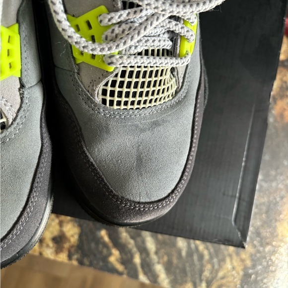 Air jordan 4 retro SE, size 9,5 men’s - Picture 3 of 6
